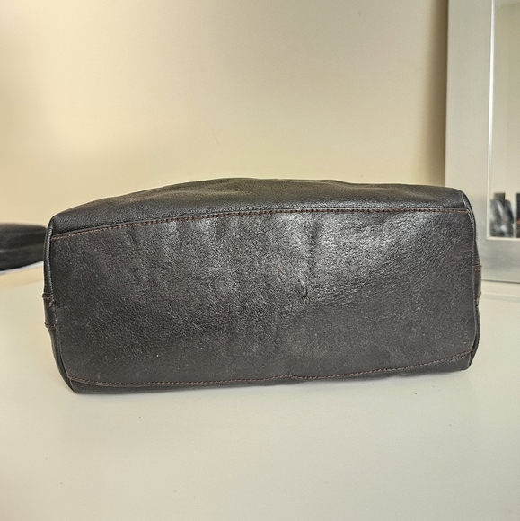 SALVATORE FERRAGAMO Leather Shoulder Bag - Picture 8 of 13